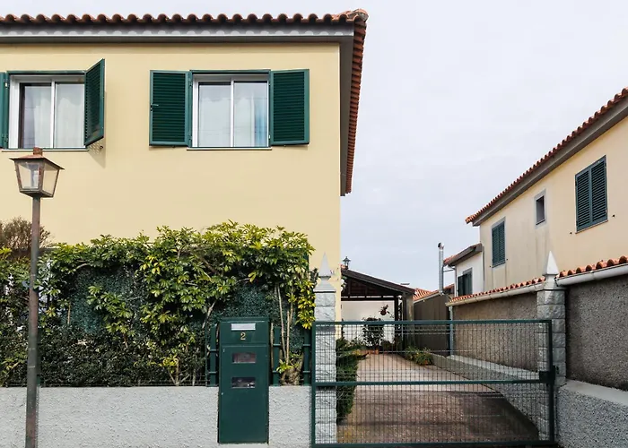 Lens & Trail House Ex Garden House Casa vacanze